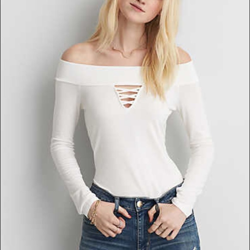 AEO SOFT & SEXY OFF THE SHOULDER T-SHIRT